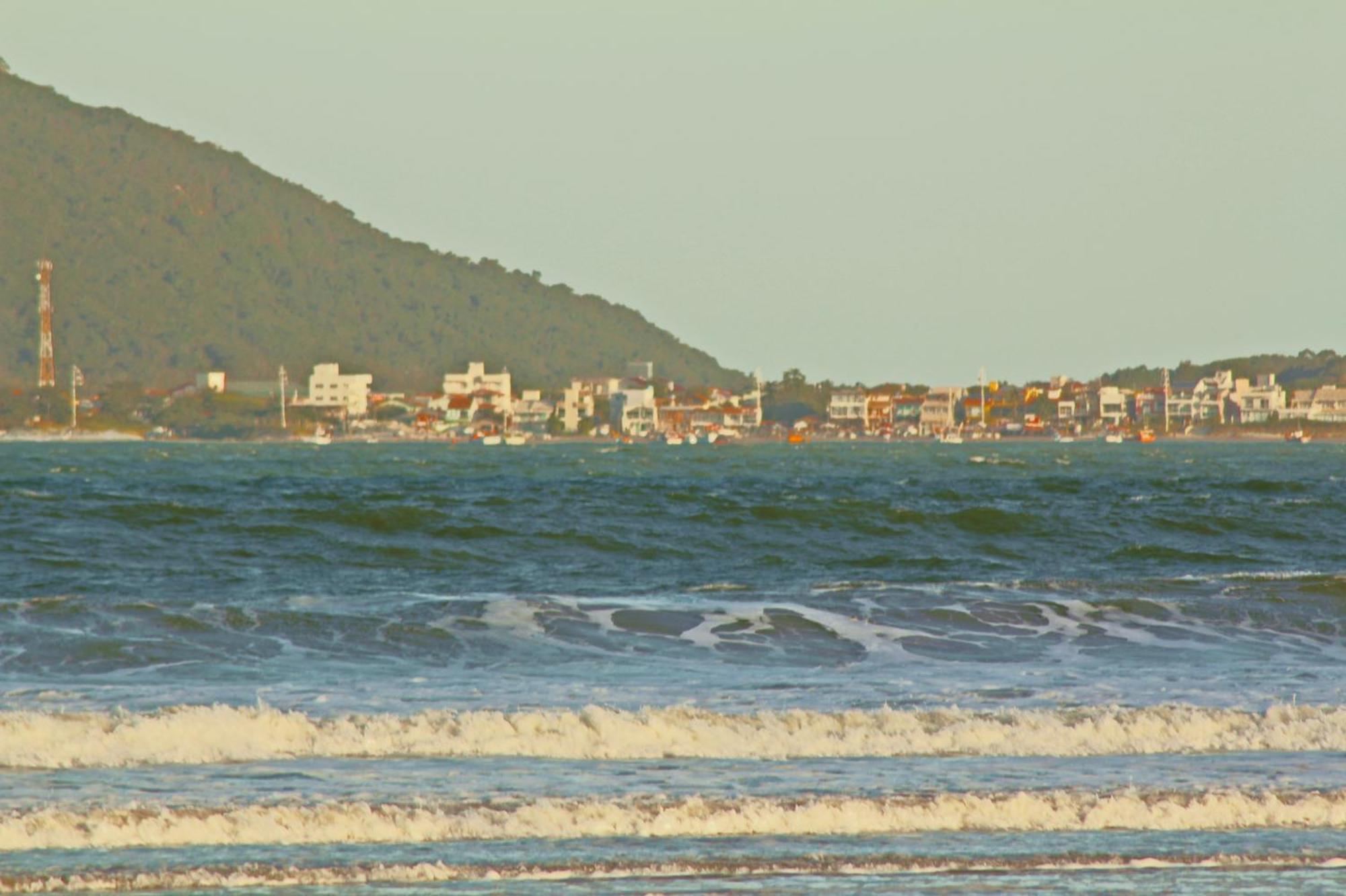 Pousada Recanto Edenico - A Beira Mar Da Praia Ponta Do Papagaio, Palhoca Sc Екстер'єр фото