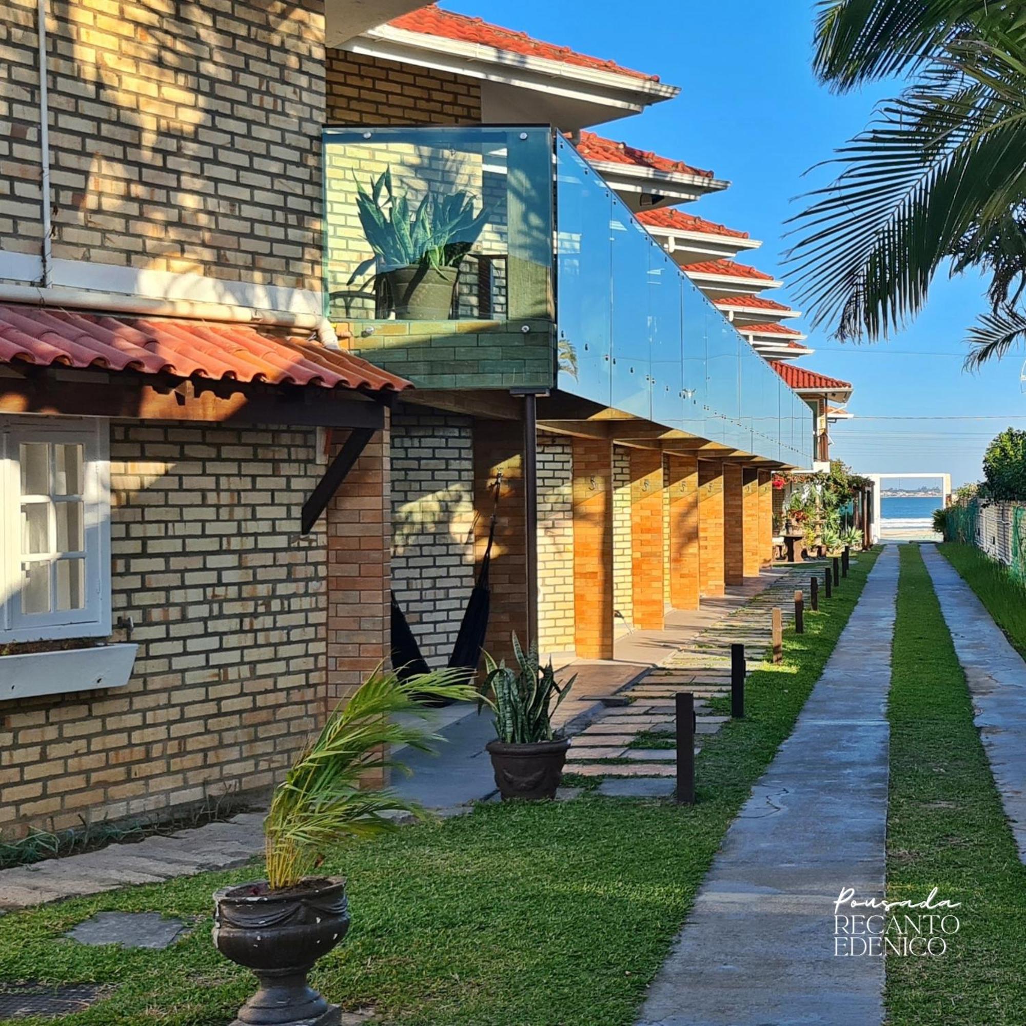 Pousada Recanto Edenico - A Beira Mar Da Praia Ponta Do Papagaio, Palhoca Sc Екстер'єр фото
